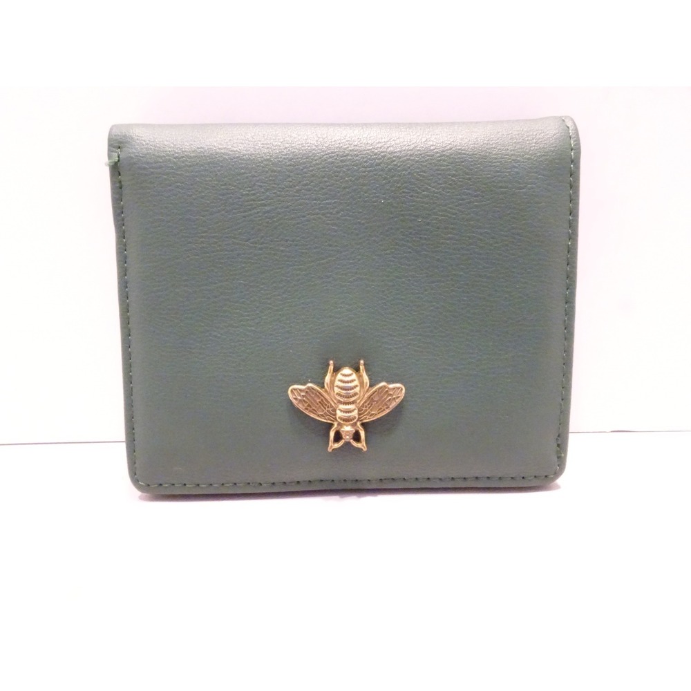 Weichen Green Bee Emblem Bifold Wallet Gold Hardware ID Window Zipper Pocket